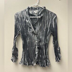 Jaipur Women’s Silver/Metallic Crinkle Long Sleeve Top